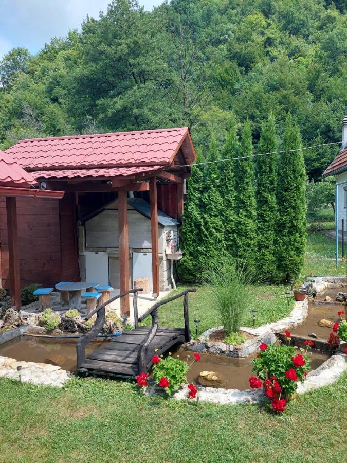 Domacinstvo Ubovic Villa Sipovo Bagian luar foto